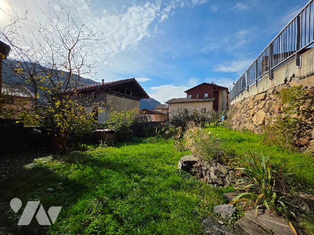 Vente Maison Maison de ville de 258 m² avec jardin, située à proximité de la station LA PLAGNE (Savoie) Aime-la-plagne