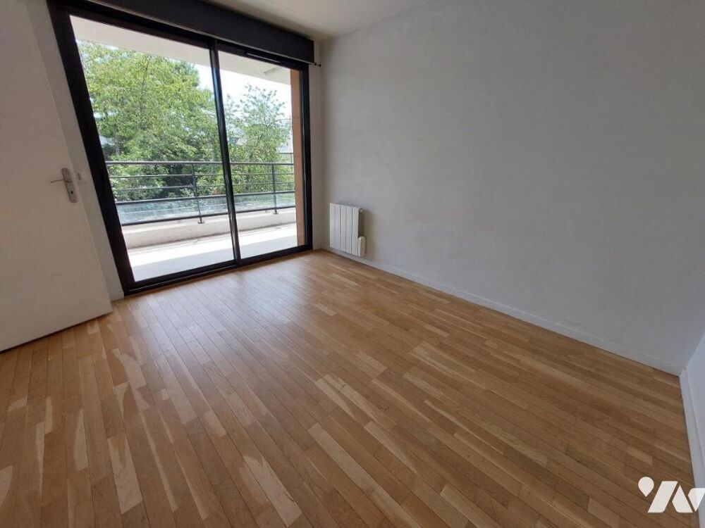 Vente Appartement IMMEUBLE DE STANDING - Terrasse de 19,80m² - Place de parking sous sol Orléans