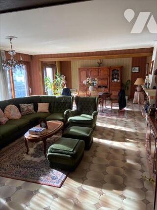  Appartement � vendre 4 pi�ces 200 m�