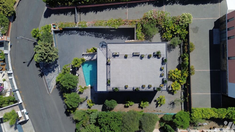 Vente Maison Villa 2019 à Saint-Raphaël, vue mer, piscine, toit-terrasse, garage, vente interactive. Saint-raphaël