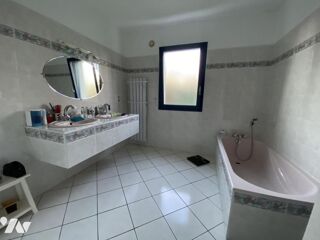  Maison à vendre 6 pièces 191 m²