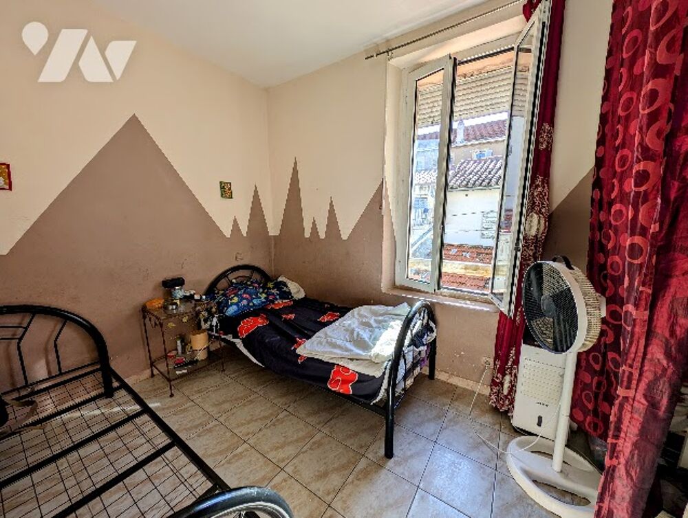 Vente Maison VENDUE LOUÉE, maison de ville 43,79 m² + cabanon en VENTE NOTARIEE INTERACTIVE prix de départ 81000€ Marseille 16