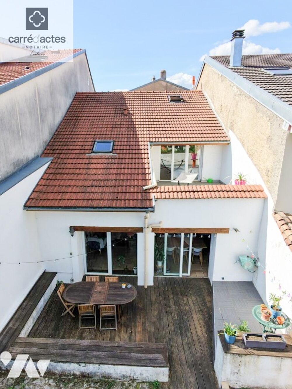 Maison de village rénovée au centre, 4 Chambres dont suite parentale et terrasse tropézienne
