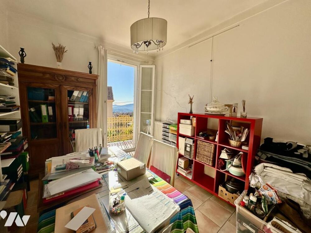 GRASSE - APPARTEMENT DE 66M² AVEC APERCU MER