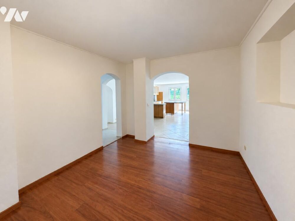 Vente Appartement SECTEUR SAINT-JULIEN APPARTEMENT T3/4 D'ENVIRON 97 M² – MAISON DE VILLE – SANS CHARGES Marseille 12