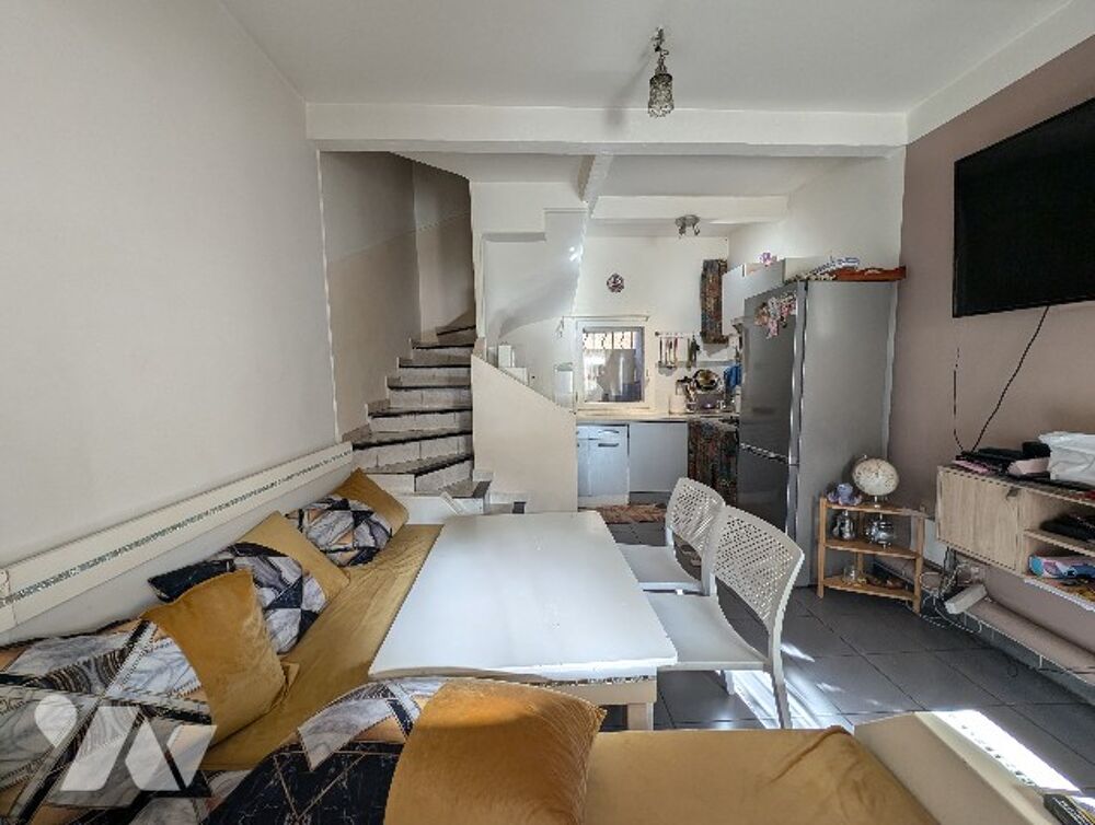 VENDUE LOUÉE, maison de ville 43,79 m² + cabanon en VENTE NOTARIEE INTERACTIVE prix de départ 81000€