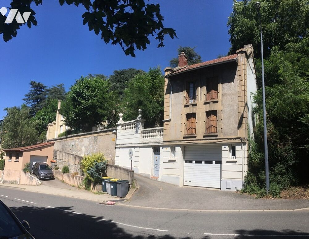 IMMO-INTERACTIF tènement immobilier de 2 maisons terrain de 2 953 m2 rue Paul de Vivie à ST-ETIENNE