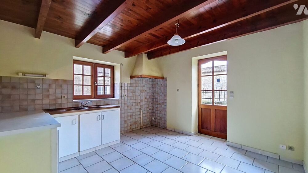Vente Maison Maison à vendre Saint-Martin-de-Bernegoue Saint-martin-de-bernegoue