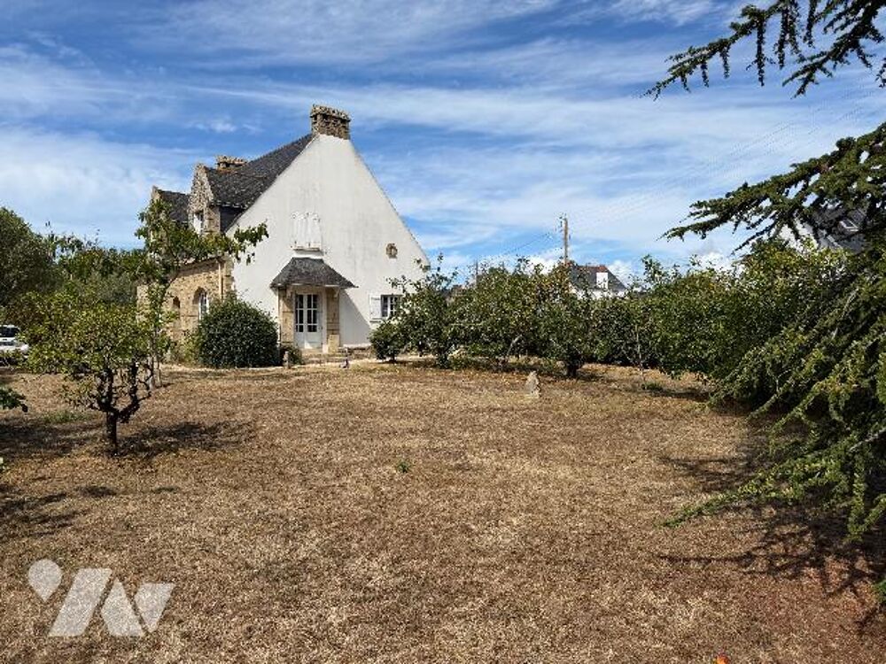 Vente Terrain Terrain à bâtir de 561 m2 à Arzon, proche commerces, plages et ports. Arzon