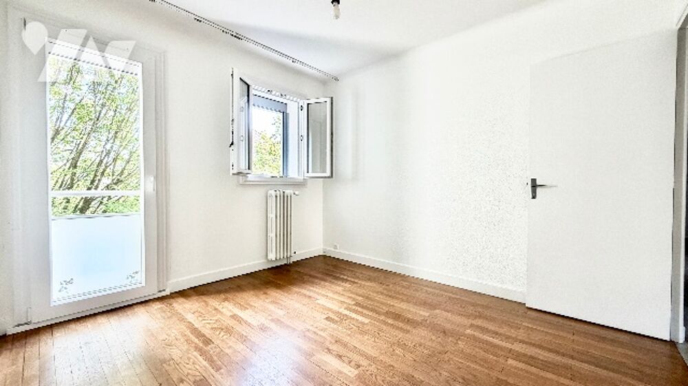 Vente Appartement T3 – 67m² traversant – 2ème étage - Double balcon – Cave 4m²  17 Boulevard Taine – ANNECY 74000 Annecy