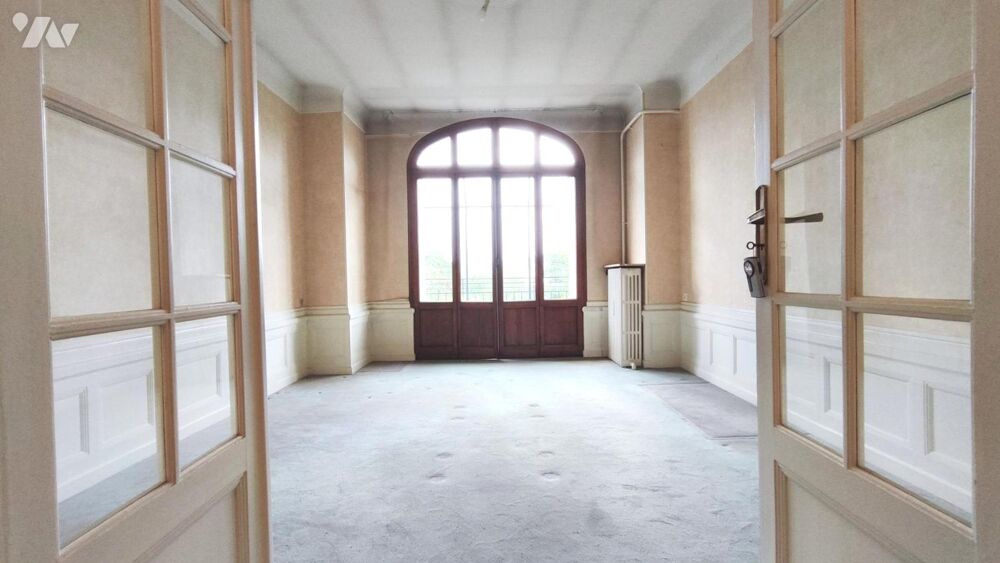 CHAMBERY Type 4 de 91.28m² de charme au dernier étage avec ascenseur secteur PARC DU VERNEY