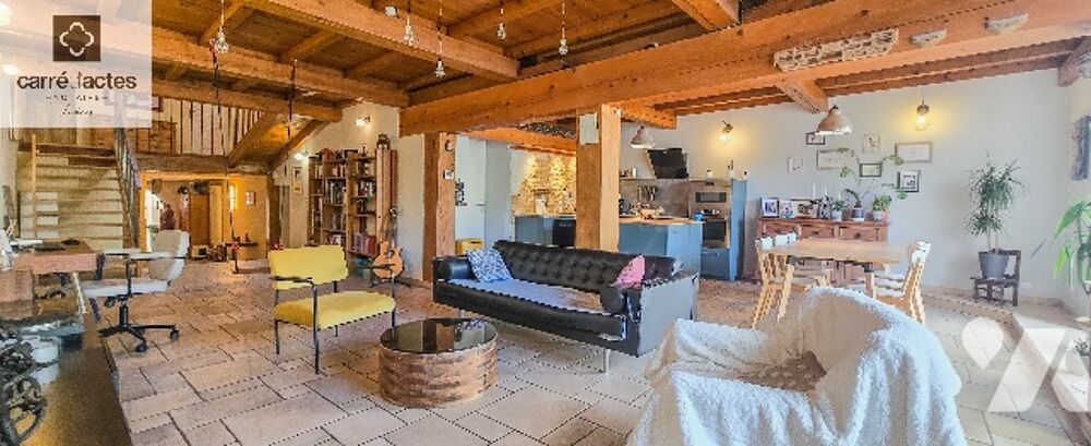 Maison de village rénovée au centre, 4 Chambres dont suite parentale et terrasse tropézienne