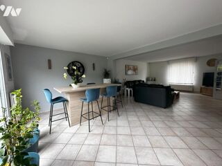  Maison  vendre 1 pice 207 m