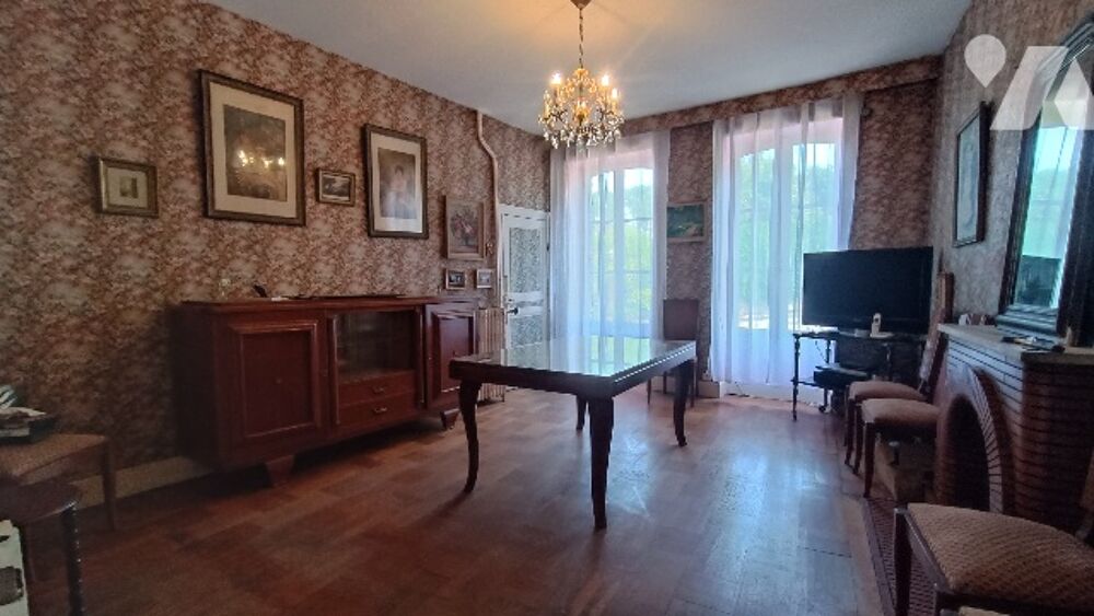 Vente Maison L'âme d'une maison de 1880 au cœur de l'un des plus beaux villages de France. Flagy