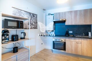  Immeuble � vendre 8 pi�ces 220 m�