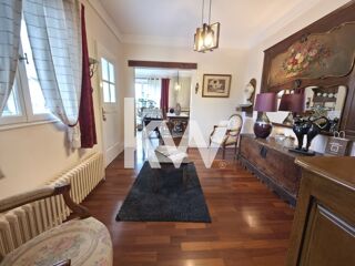  Maison � vendre 9 pi�ces 281 m�