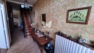  Maison � vendre 8 pi�ces 228 m�