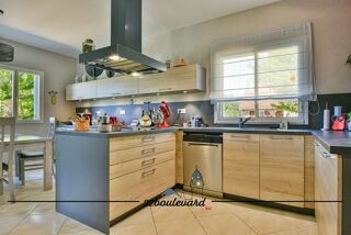  Maison � vendre 8 pi�ces 250 m�