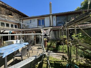  Maison � vendre 5 pi�ces 220 m�