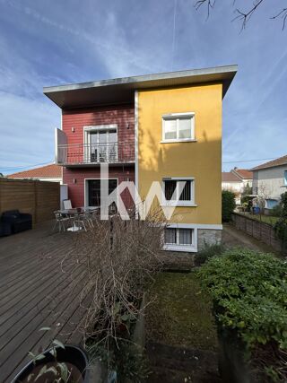  Maison � vendre 7 pi�ces 213 m�