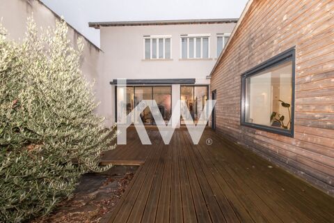   � louer � Maison de 230 m� � fort potentiel. Maison - 7 pi�ce(s) - 230 m�