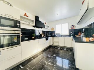  Maison � vendre 6 pi�ces 140 m�