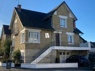  Maison  vendre 6 pices 156 m