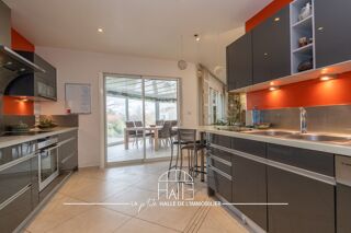  Maison � vendre 13 pi�ces 250 m�