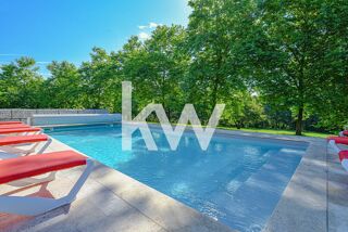  Villa � vendre 9 pi�ces 312 m�