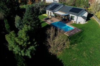  Maison � vendre 8 pi�ces 230 m�