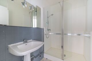  Appartement  vendre 4 pices 77 m