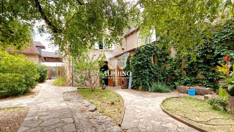   Vente  AYEN : Ensemble Immobilier avec une maison de maitre XV Villa - 15 + pice(s) - 400 m