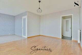  Appartement  vendre 4 pices 82 m