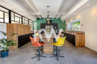  Villa  vendre 12 pices 370 m