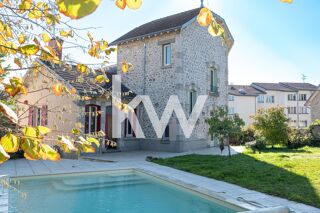  Maison � vendre 6 pi�ces 204 m�