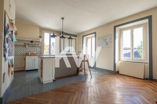  Maison  vendre 6 pices 204 m