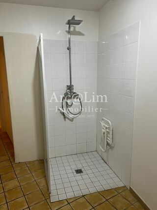  Immeuble  vendre 6 pices 202 m