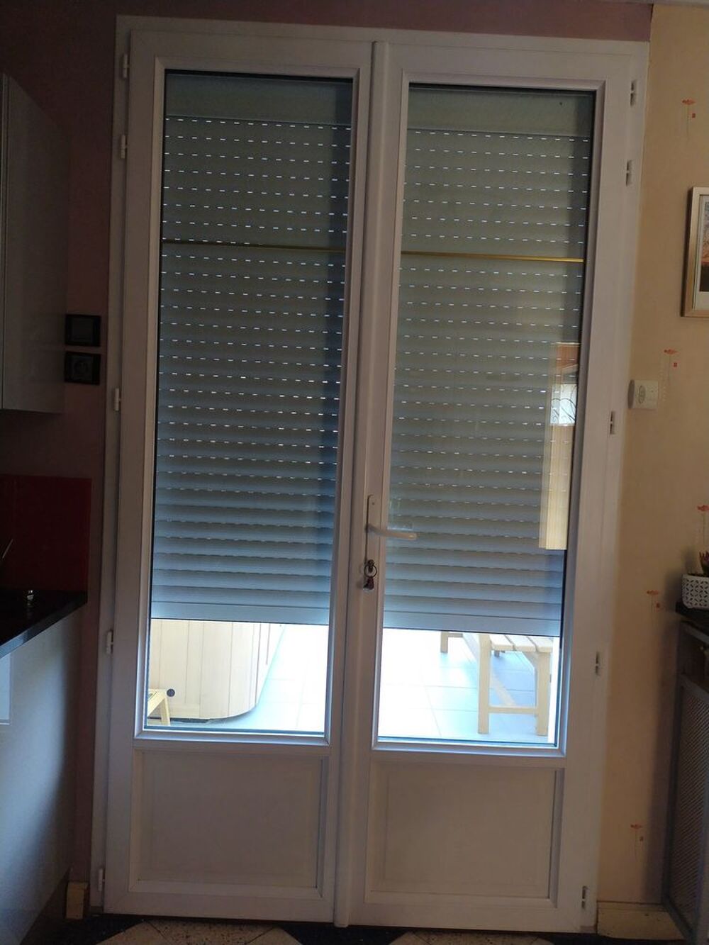 Kit porte-fen&ecirc;tre Solabaie +volet &ocirc;me isolants Bricolage
