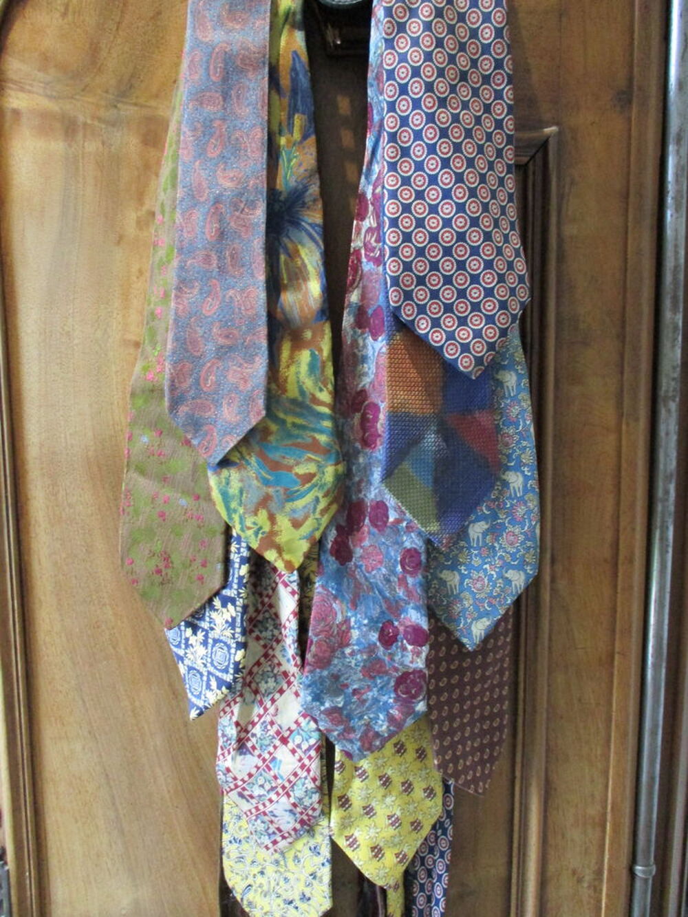 CRAVATTES VINTAGE V�tements