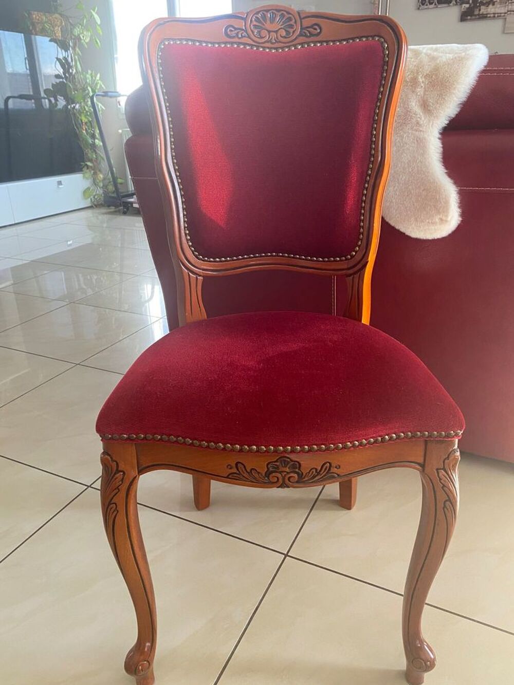 Superbe ensemble de [8/10] chaises Louis XV en merisier mass Meubles