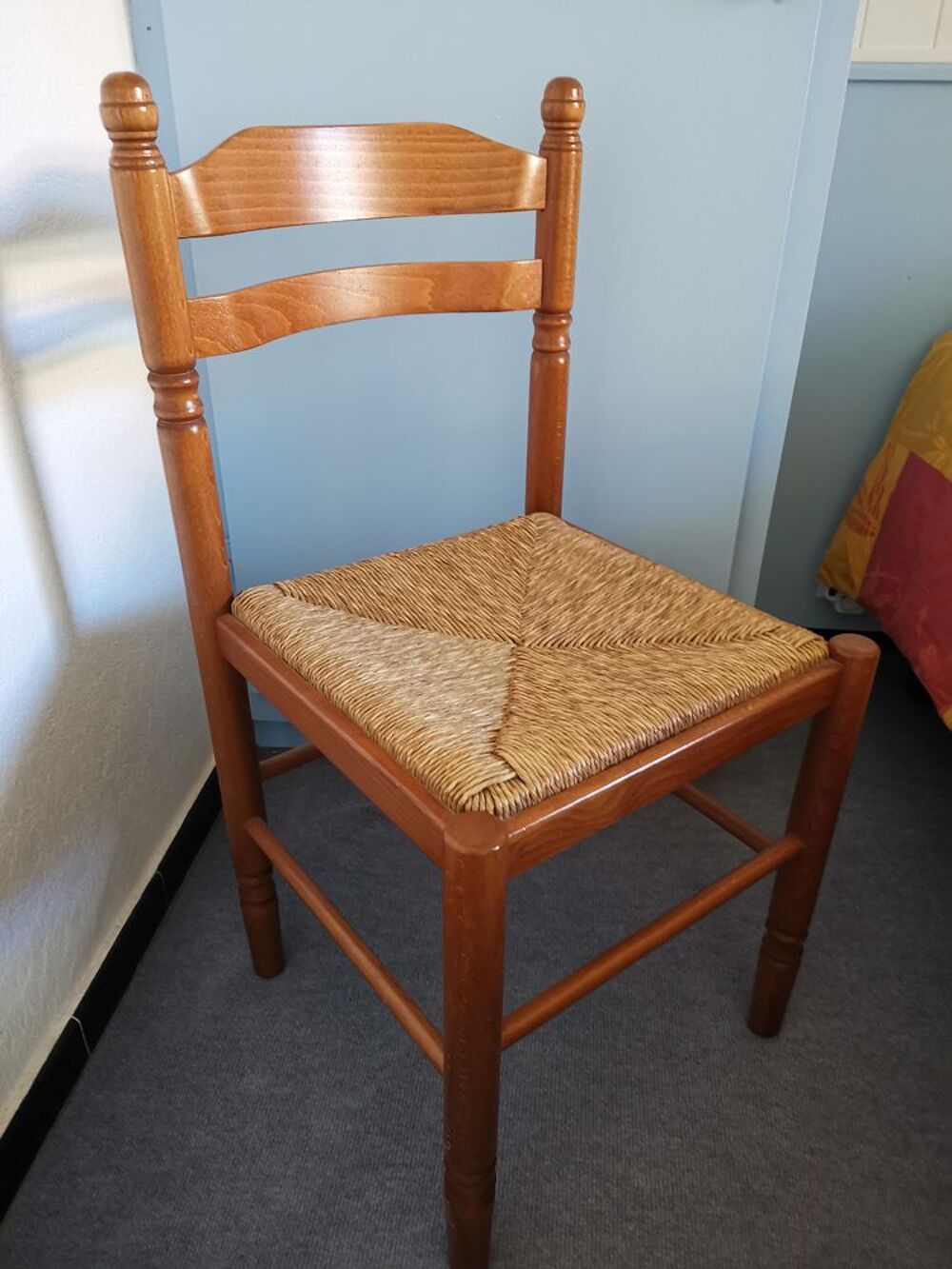 Quatre chaises Meubles