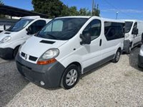 Trafic combi Trafic G&eacute;n&eacute;ration 1.9 dCi 100 Evado 2006 occasion 33450 Montussan