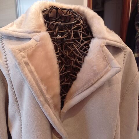 Manteau imitation peau retournée 0 Champlay (89)