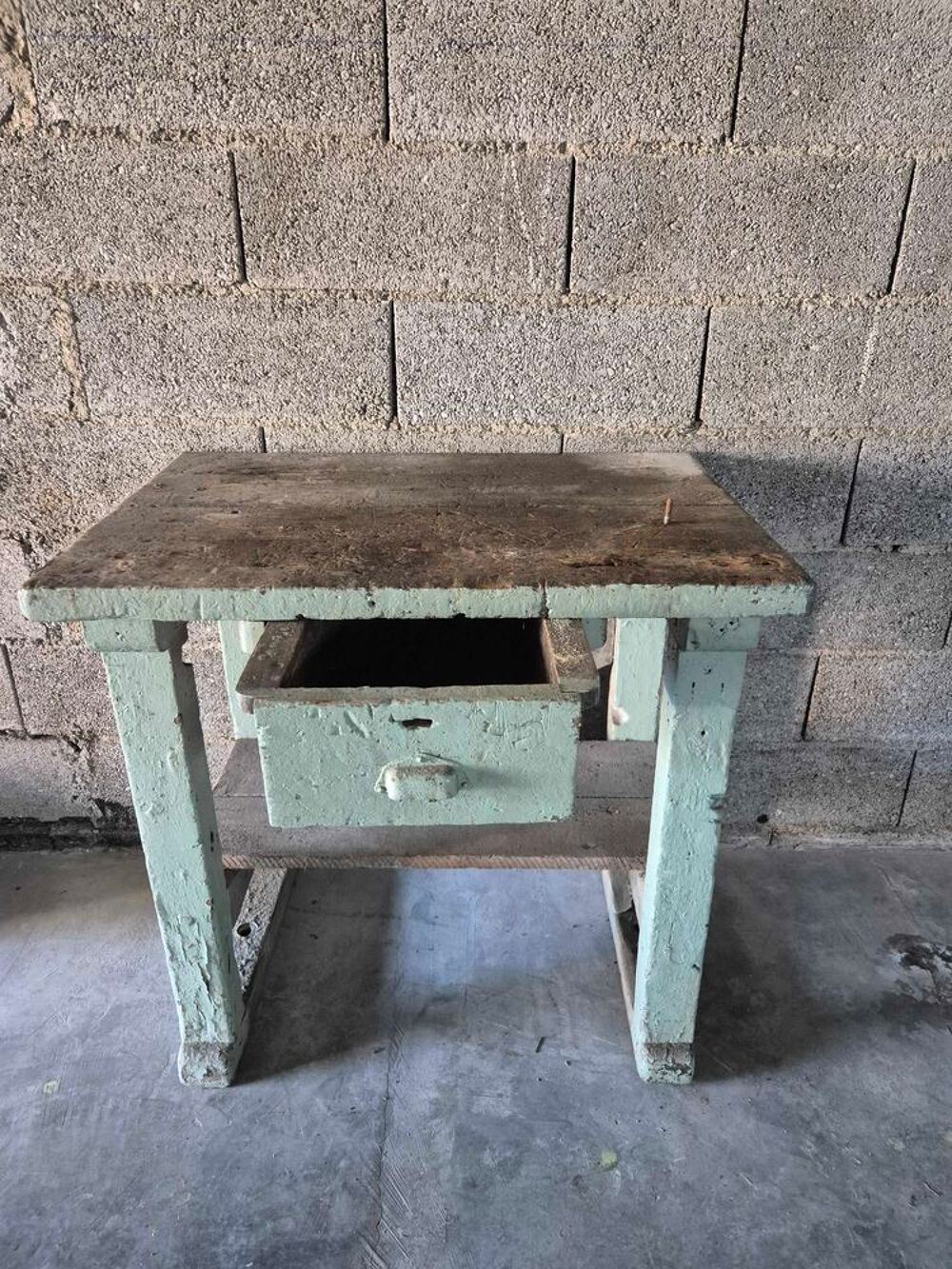 &eacute;tabli ancien 
