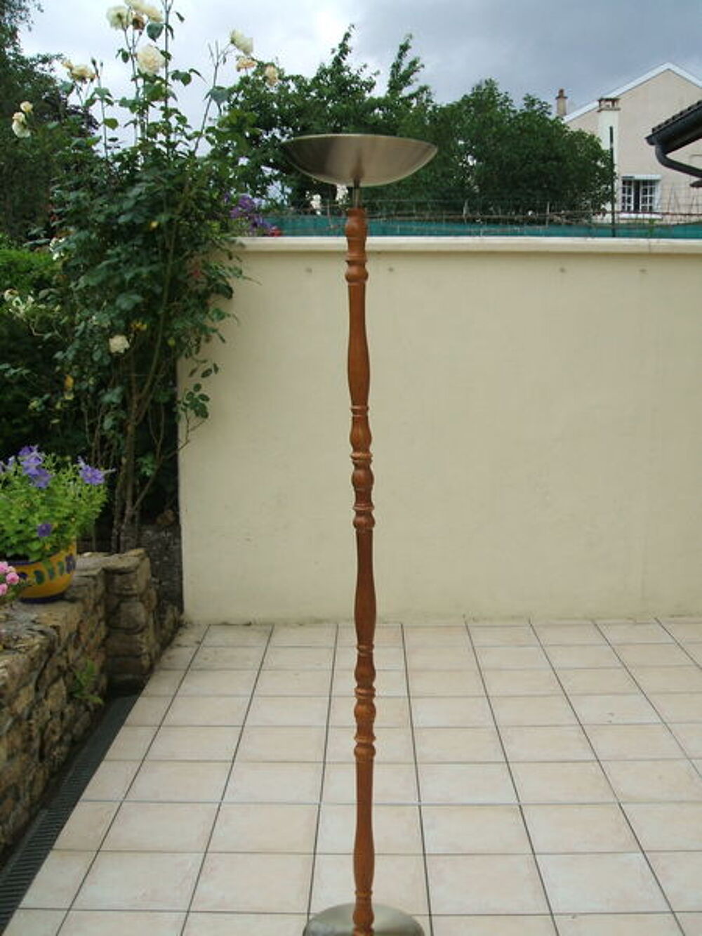 Lampadaire halog&egrave;ne Décoration