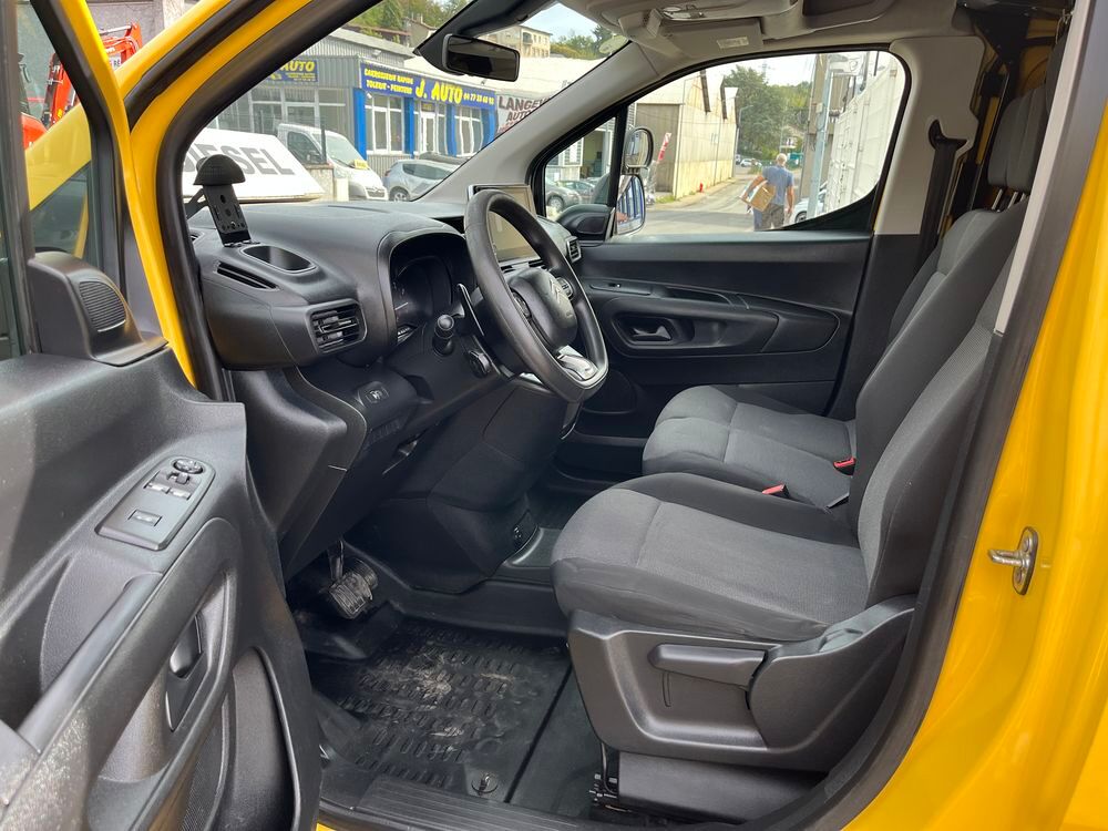 Berlingo BERLINGO VAN M 650 BLUEHDI 130 S&S EAT8 DRIVER 2020 occasion 42700 Firminy