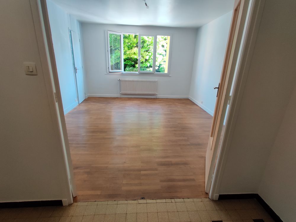 Location Appartement T3 lumineux de 70 m² ? Rue Diderot (Berriat/Europole) Grenoble