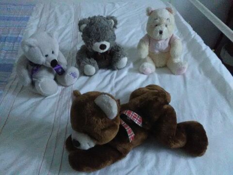  Peluches  Ourson  (4) /  l'unit 3 Taillades (84)