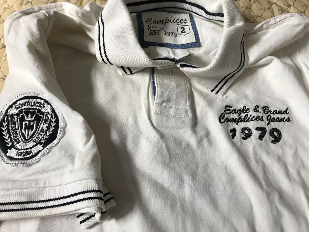 polo blanc, manches courtes , complices T. 2 Vêtements