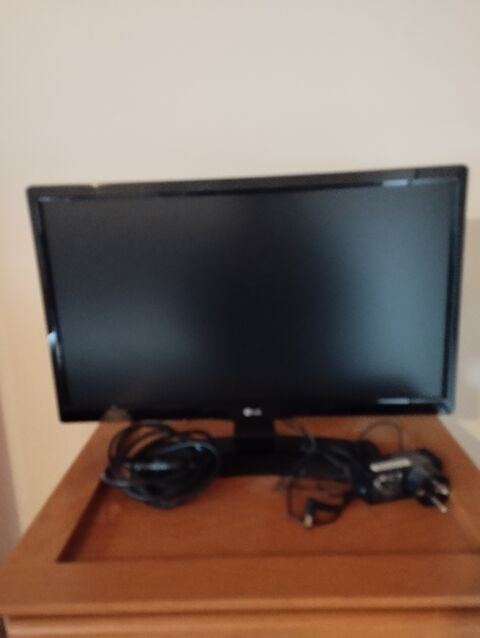 petite television pour chambre 0 Saint-Baudille-et-Pipet (38)